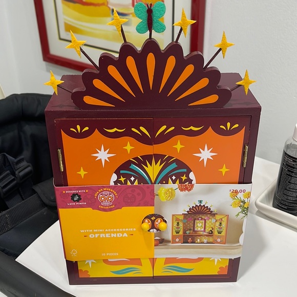 Target Holiday Target Dia De Muertos 223 Ofrendo Box Luis Pinto Day